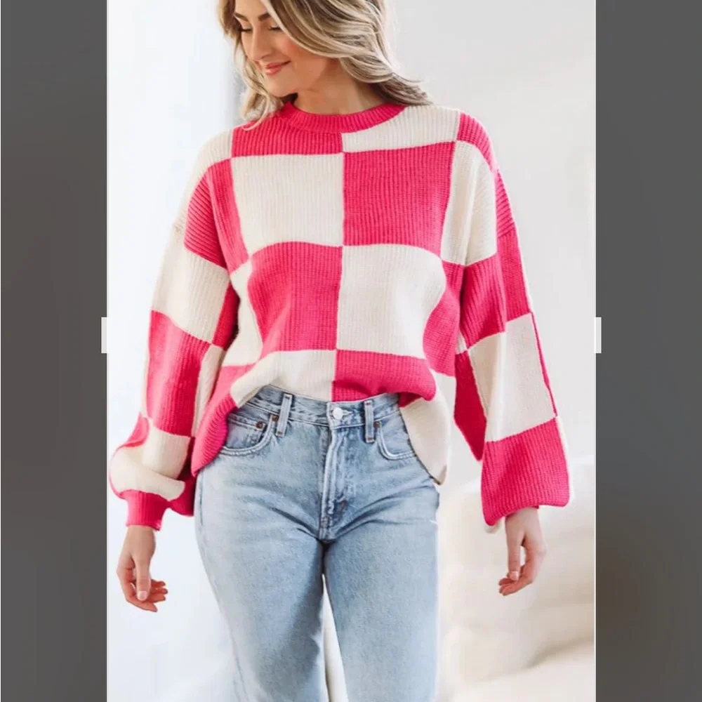 Adorable, Moon and Madison Junior Sweater🩷 - Picture 3 of 6